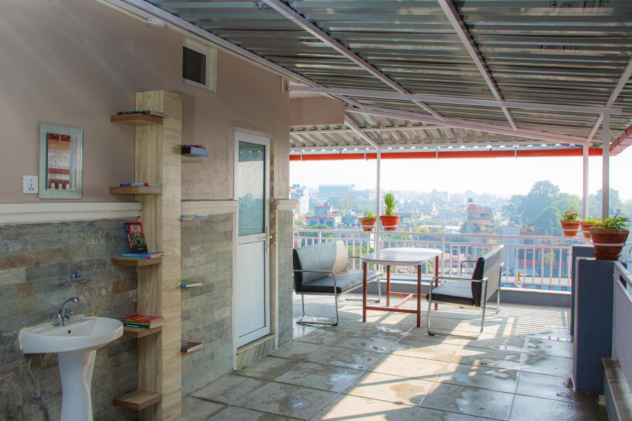 Lotus Apartment Pokhara Ngoại thất bức ảnh